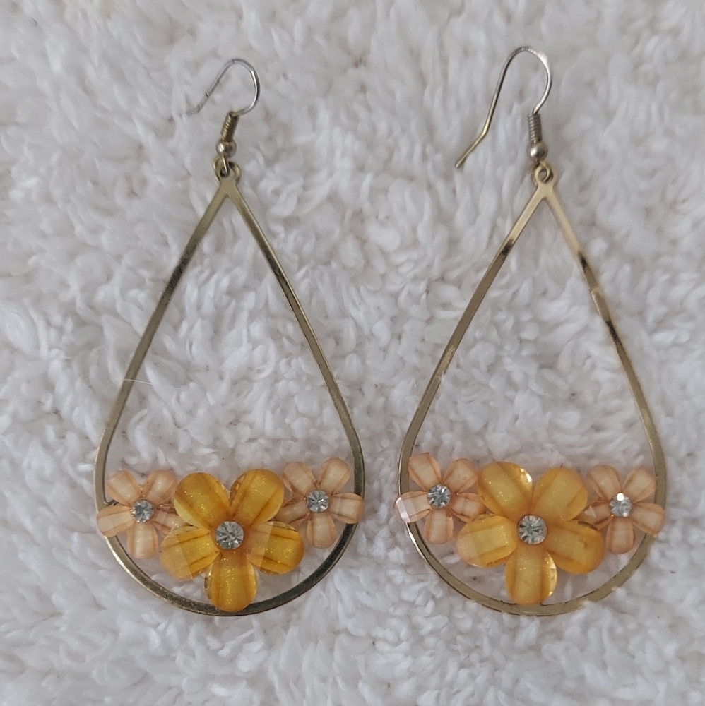 Candies Floral Earrings